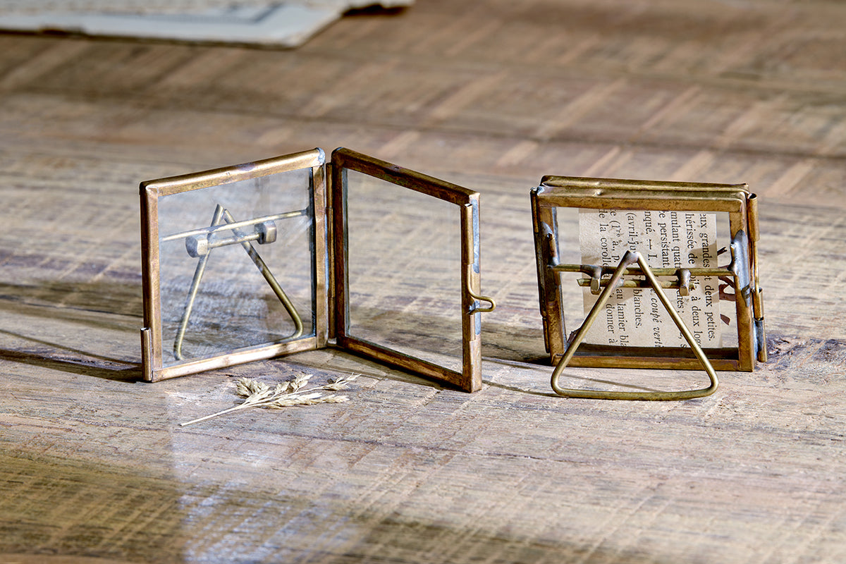 Tiny Danta Frame Antique Brass (Set of 2) – Nkuku