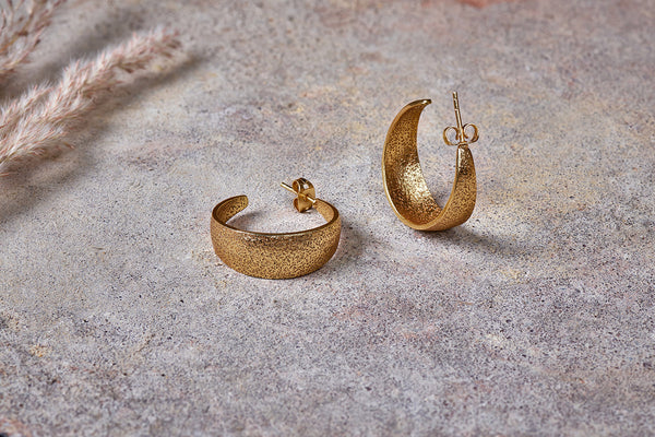 Aavani Earrings - Gold