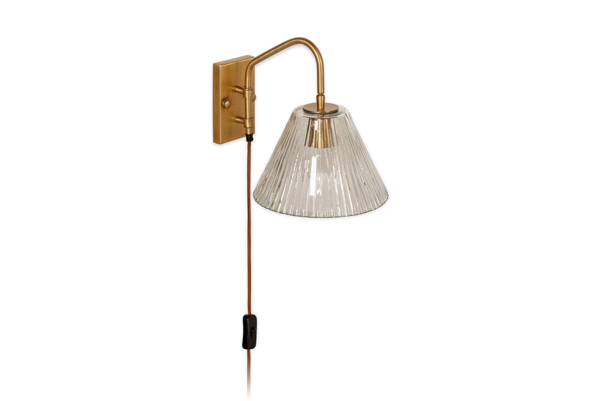 Akoli Glass Wall Lamp - Clear & Antique Brass-nkuku