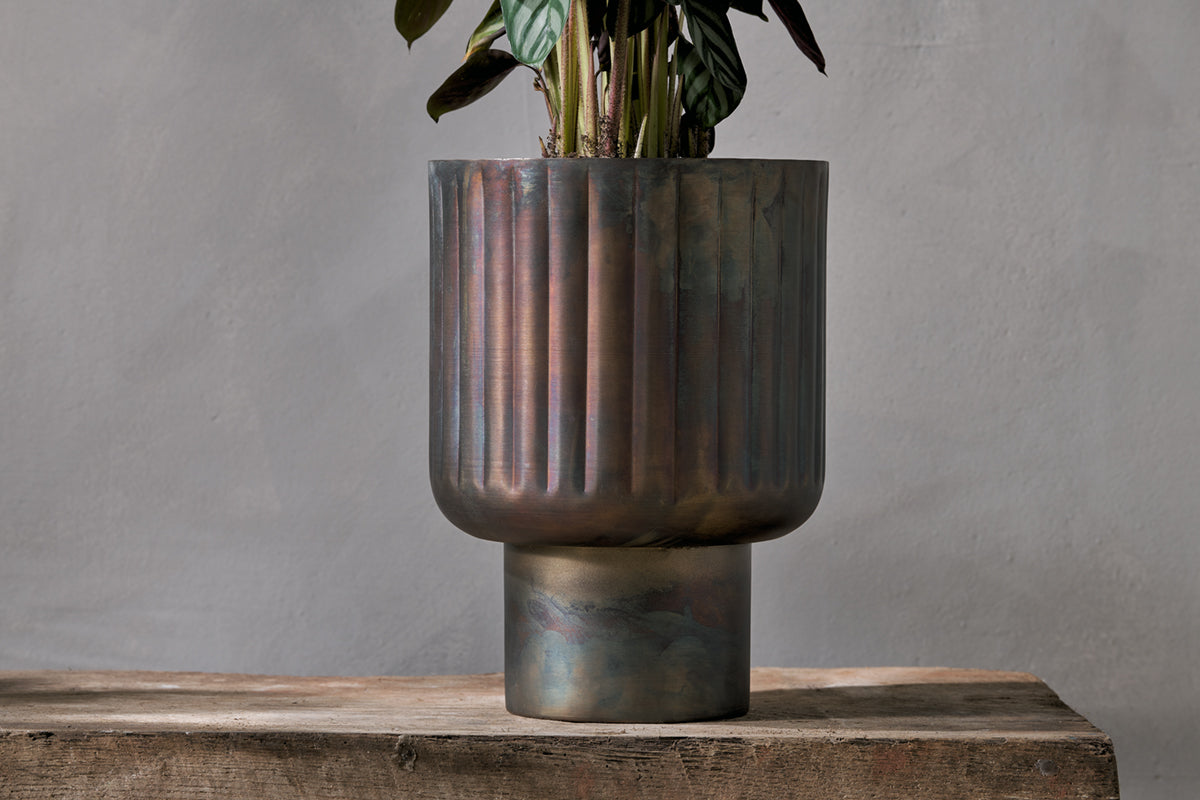 Dasalla Planter - Aged Brass