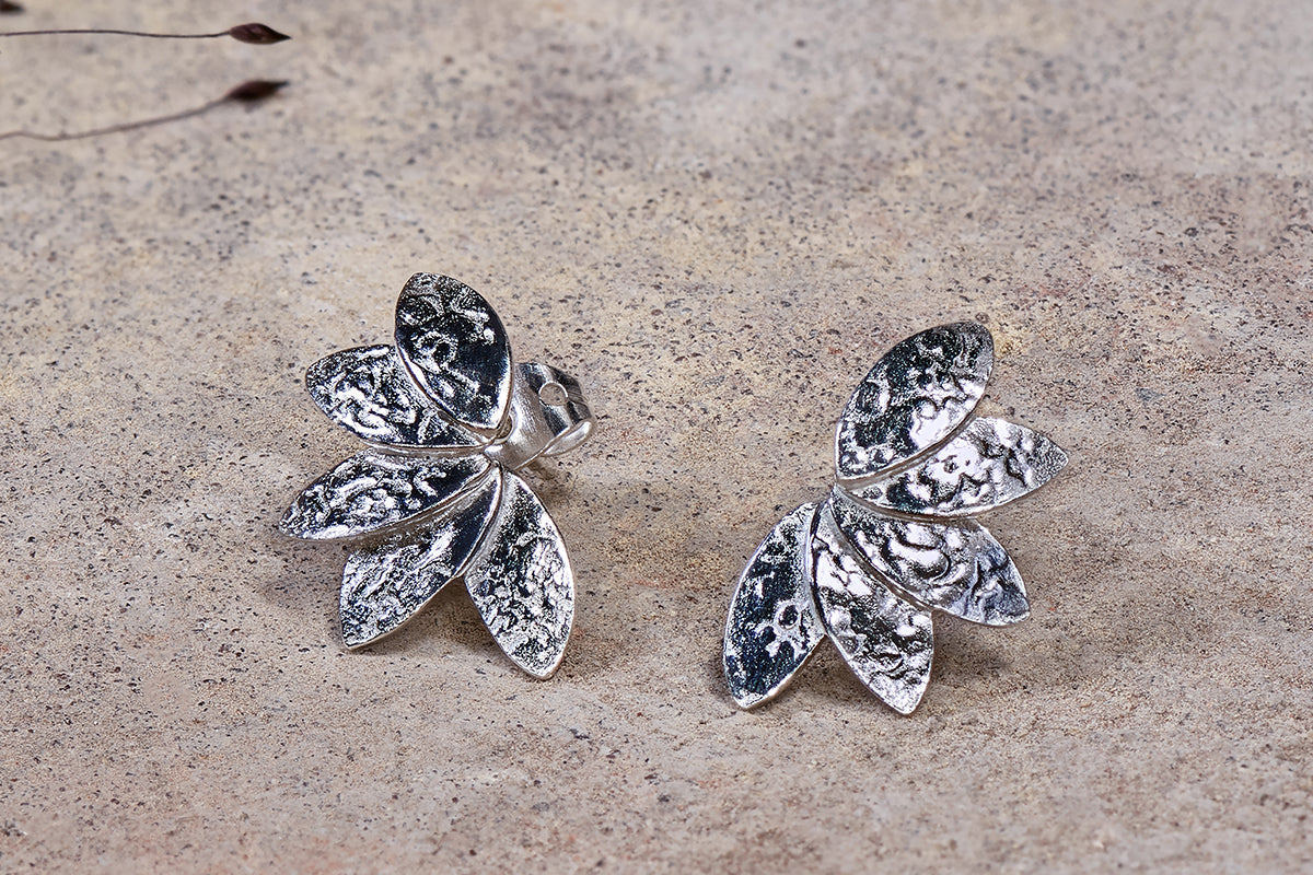 Elina Earrings - Silver-nkuku