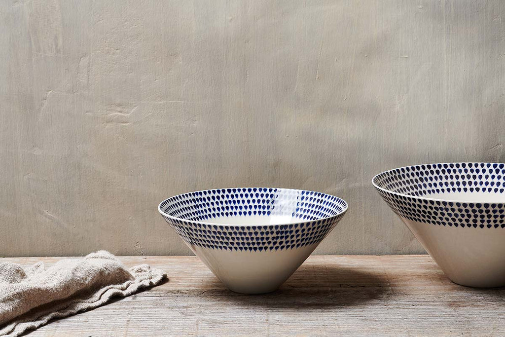 Indigo Drop Serving Bowl - Cream & Indigo - Medium-nkuku