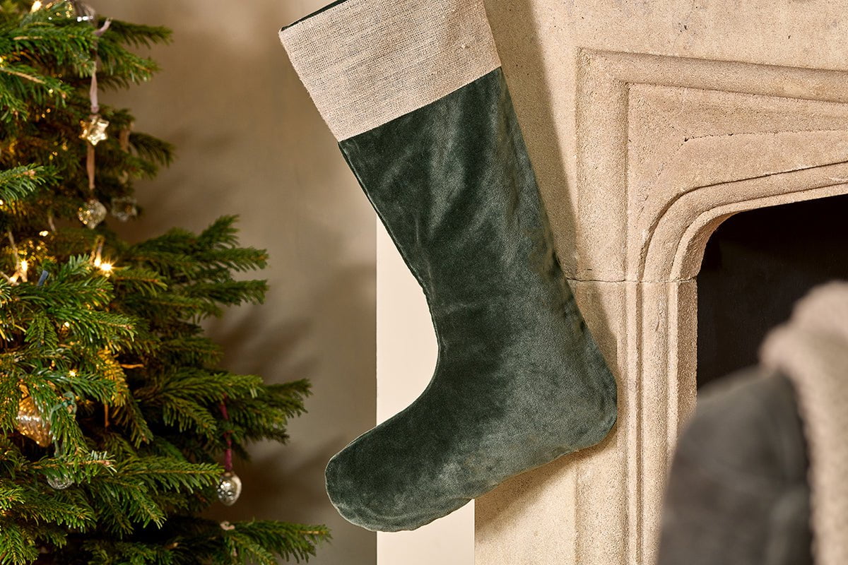 Karru Cotton Velvet Stocking - Forest Green-nkuku