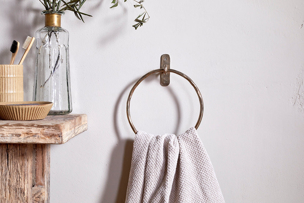 Olani Towel Ring - Antique Brass-nkuku