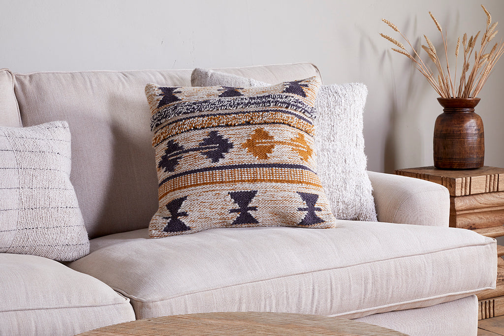 Tussi Ami Cushion Cover-nkuku