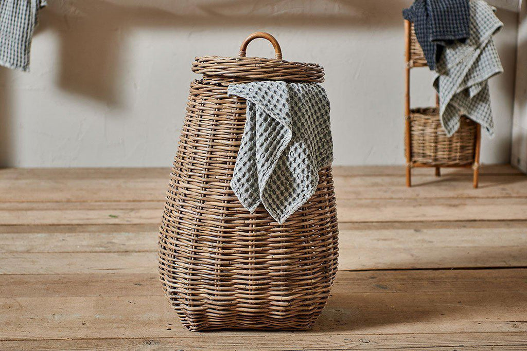 Amandi Rattan Laundry Bin-nkuku