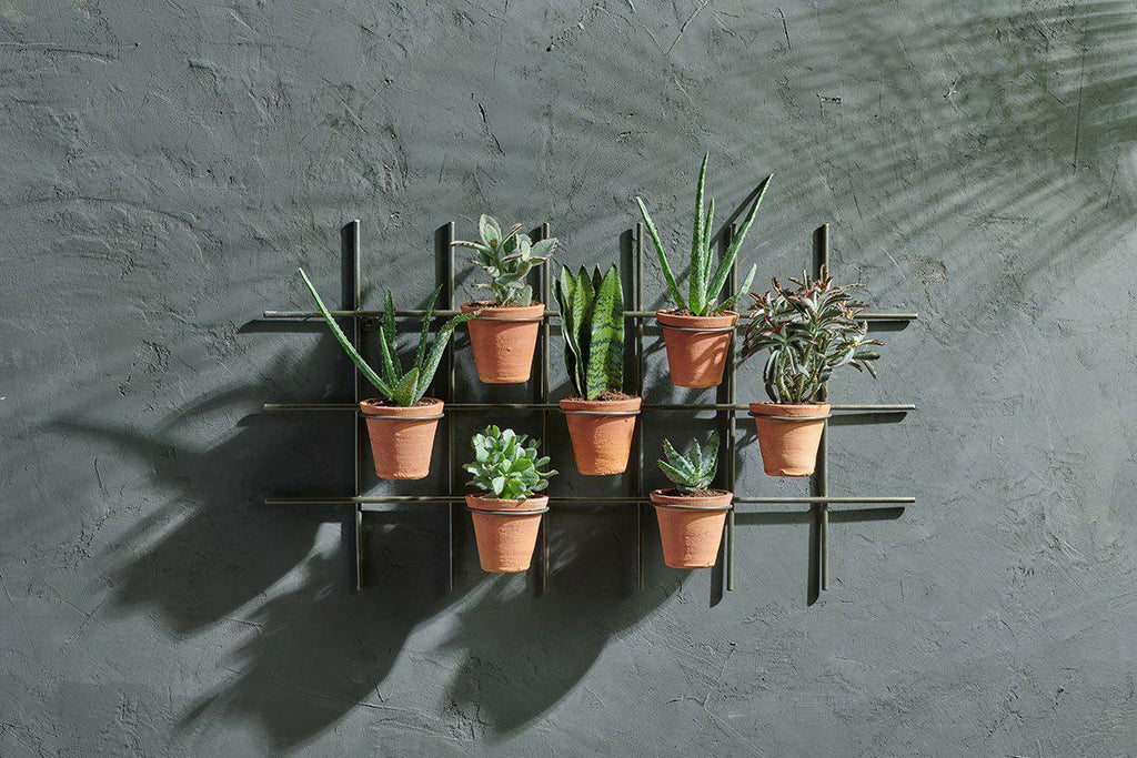 Jara Terracotta Wall Hung Planter-nkuku