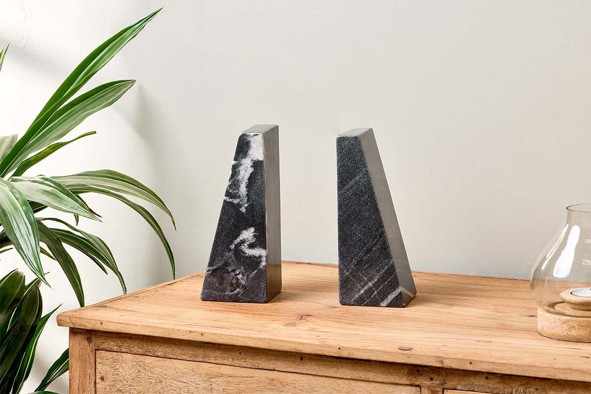 Nkuku DECORATIVE ACCESSORIES Juda Marble Bookends