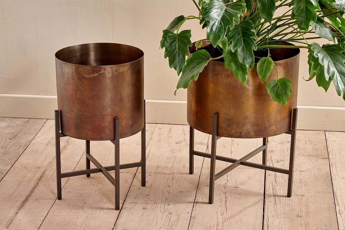 Nkuku VASES & PLANTERS Juoni Iron Planter