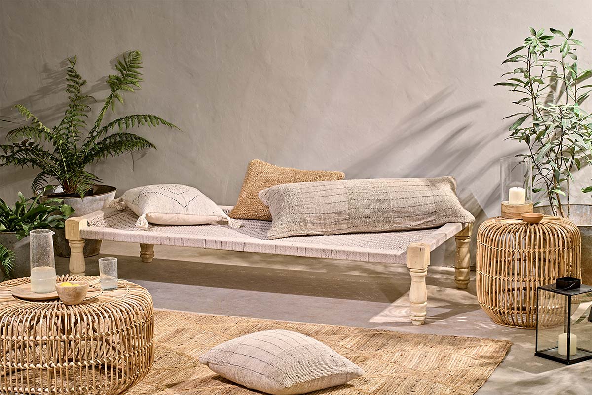 Nkuku OUTDOOR LIVING Kutumba Mango Day Bed